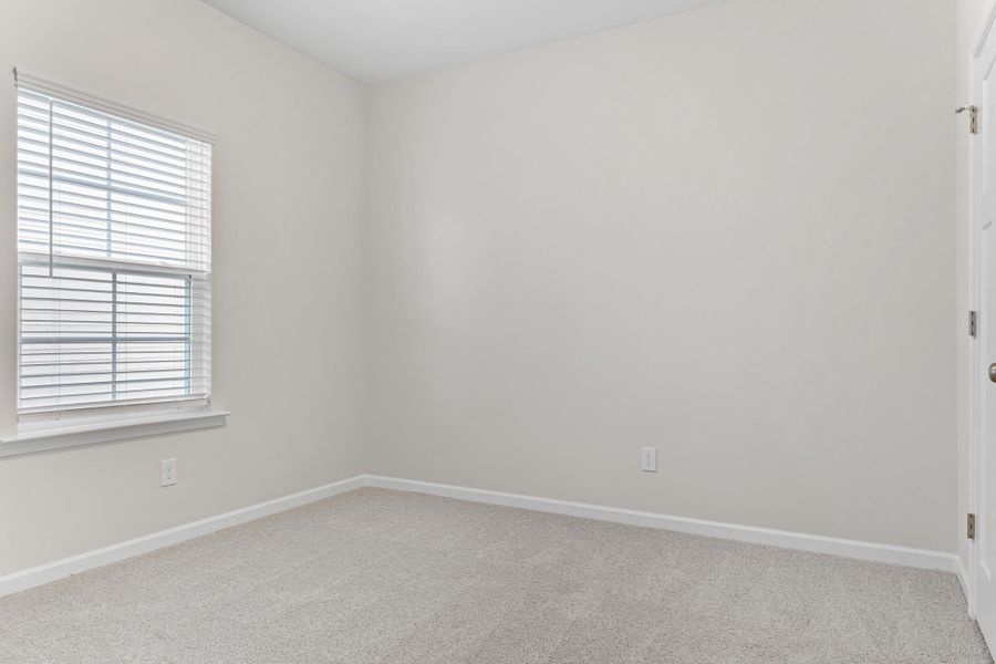 Spacious, unfurnished interior of a new home in , Orangeburg (Image 19).