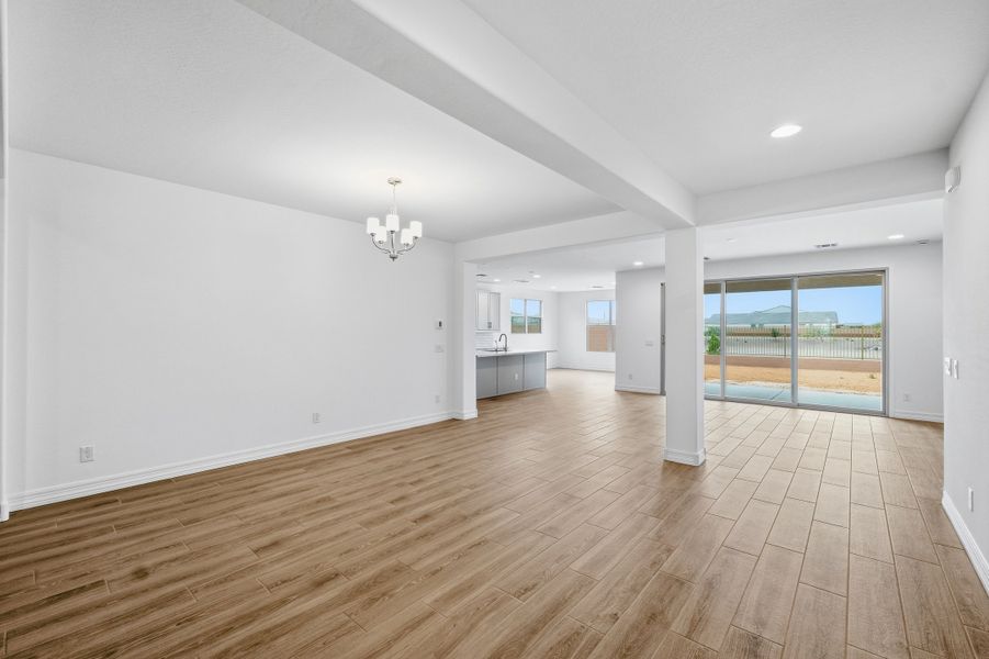 Spacious, unfurnished interior of a new home in Artisan at Asante, Surprise (Image 14).