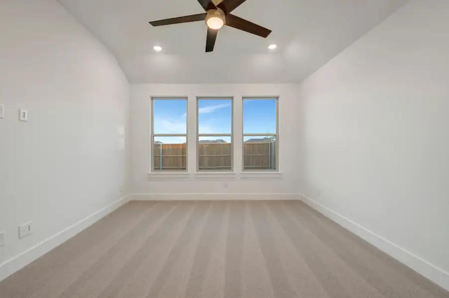 Spacious, unfurnished interior of a new home in LaPrelle, Fort Worth (Image 29).