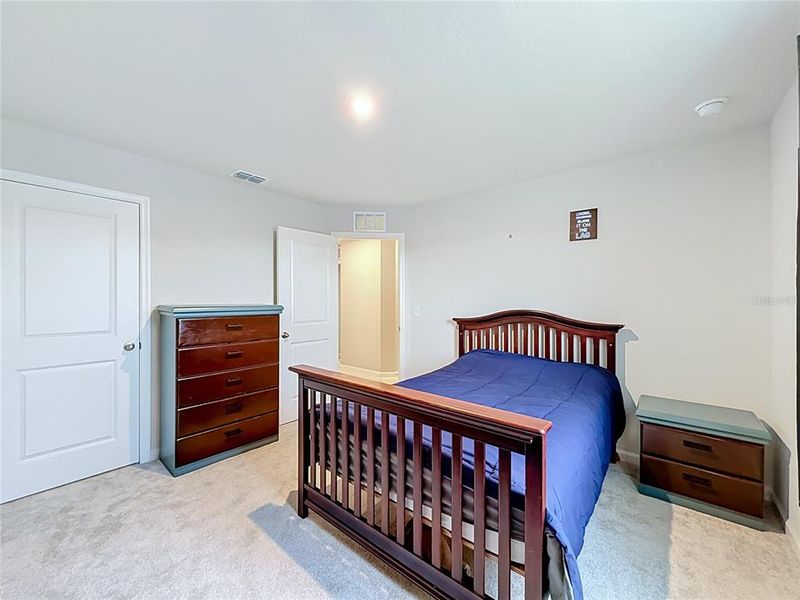 Furnished interior view inside a new home in , Sumterville (Image 47).