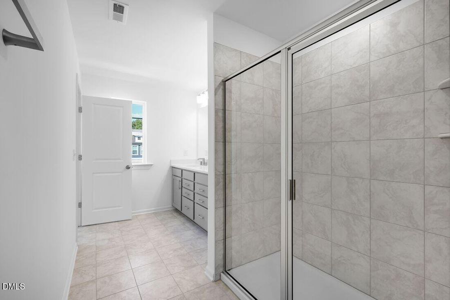 cobblestone-bathroom