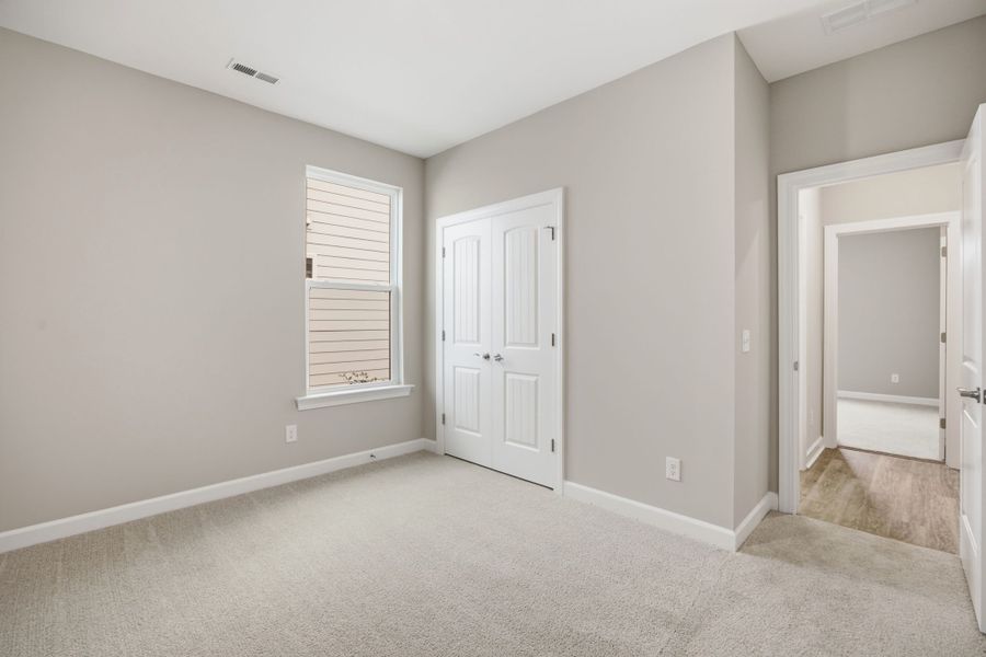 Spacious, unfurnished interior of a new home in Terrapin, Leland (Image 20).