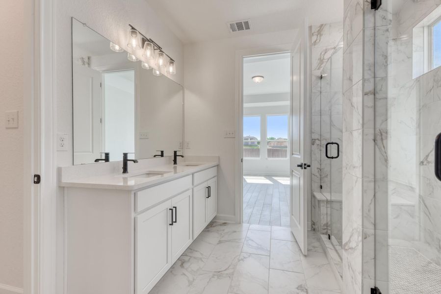 Representative furnished interior of a home built from the Leander by Ashton Woods in The Heights at Saddlebrook Ranch 60's, Schertz (Image 8). Representative furnished interior of a home built from the Leander by Ashton Woods in The Heights at Saddlebrook Ranch 60's, Schertz (Image 8).