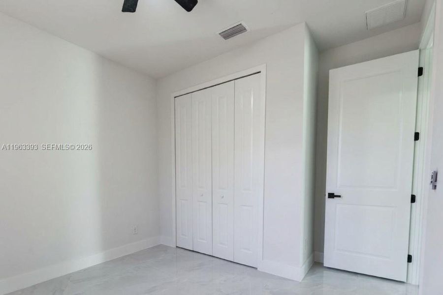 Spacious, unfurnished interior of a new home in , Lehigh Acres (Image 24).