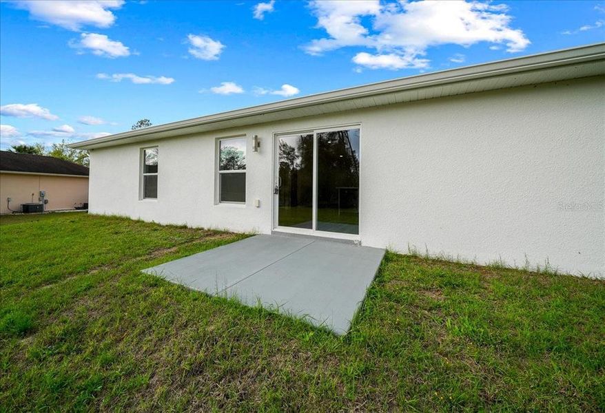 Exterior details and patio area of a home in , Ocala (Image 28).