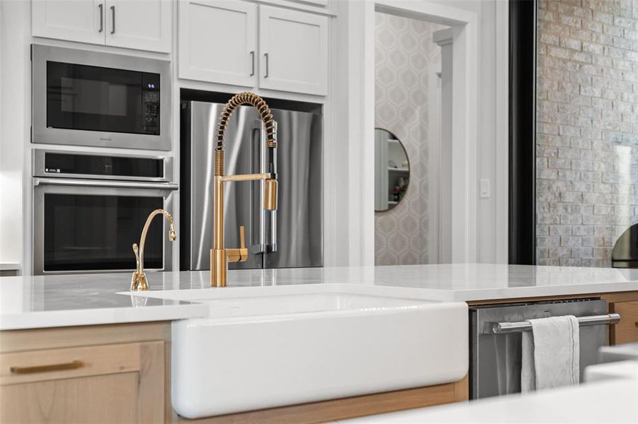 Close-up of interior finishes inside a home in Star Trail, Prosper (Image 21).