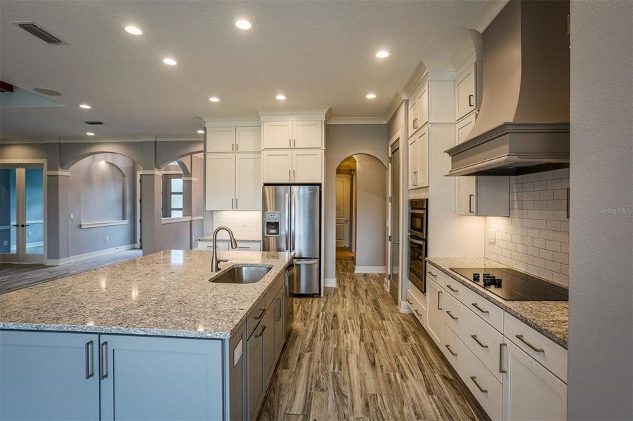 Furnished interior view inside a new home in , Dunnellon (Image 9).