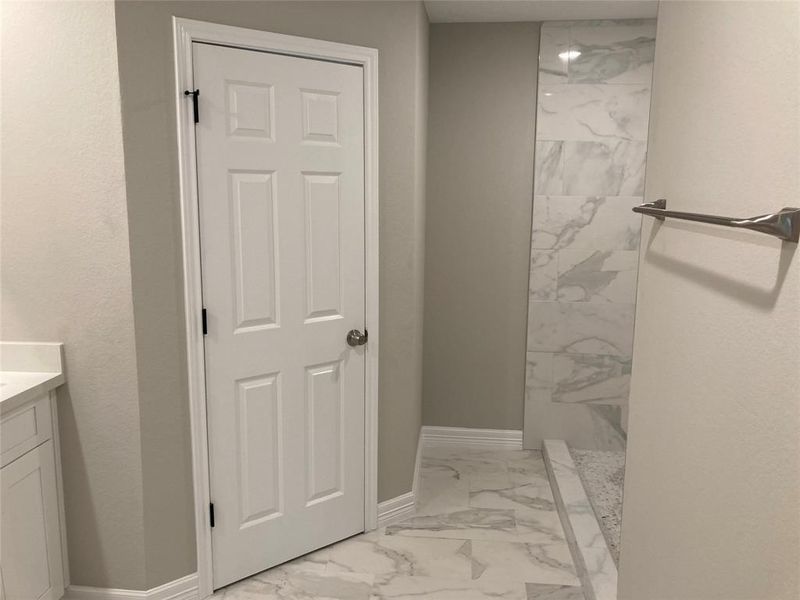 Image 23 of a home in Raburn Reserve 50s.