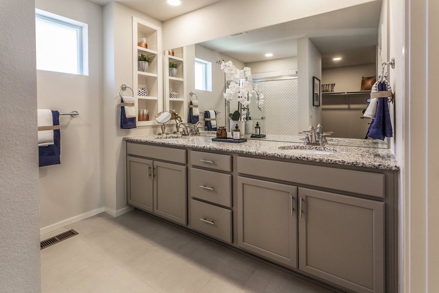 Representative furnished interior of a home built from the Newton by Hartford Homes in Trailside, Timnath (Image 41).