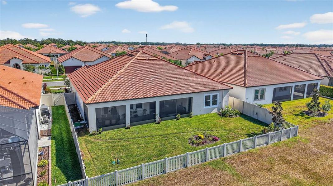Image 50 of a home in Southshore Bay: The Grand Estates.