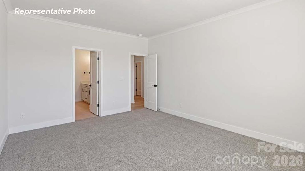 Spacious, unfurnished interior of a new home in Oak Grove Hill, Huntersville (Image 23).