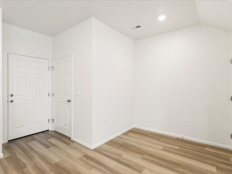 Spacious, unfurnished interior of a new home in Poudre Heights: The Meadow Collection, Windsor (Image 10).