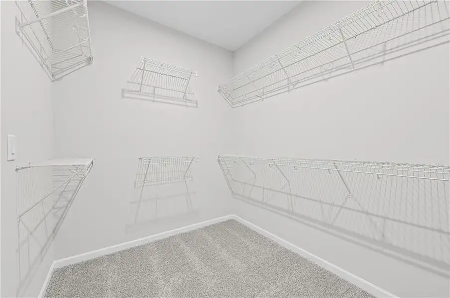 Spacious, unfurnished interior of a new home in Laurel Farms, Dallas (Image 12). Spacious, unfurnished interior of a new home in Laurel Farms, Dallas (Image 12).