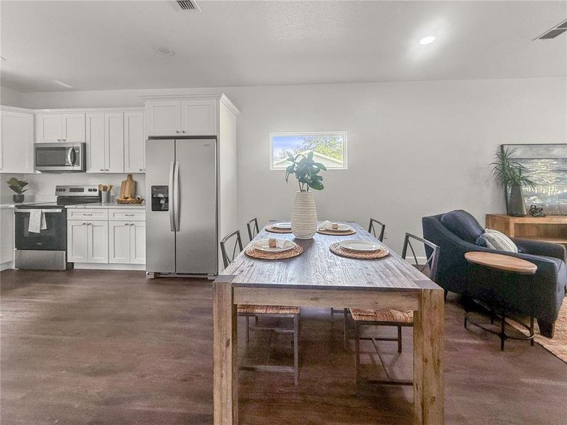Furnished interior view inside a new home in , Alachua (Image 3).