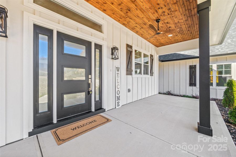 Exterior details and patio area of a home in , Charlotte (Image 4).