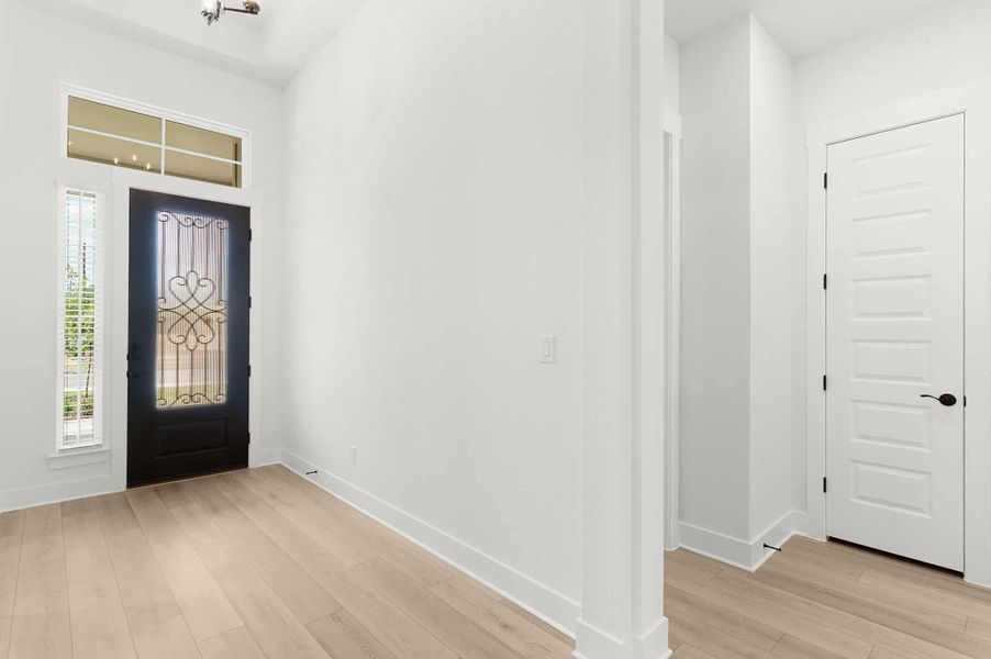 Spacious, unfurnished interior of a new home in Broken Oak, Georgetown (Image 22). Spacious, unfurnished interior of a new home in Broken Oak, Georgetown (Image 22).