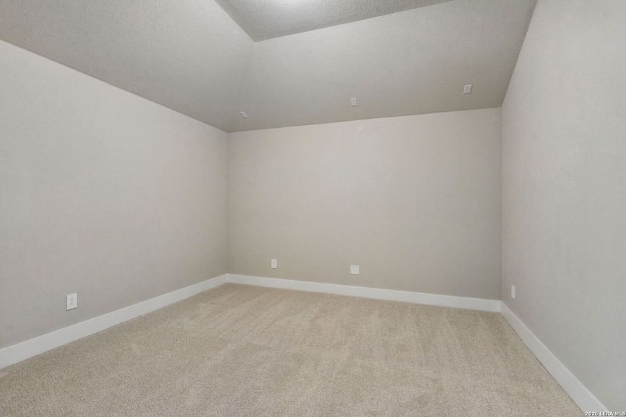 Spacious, unfurnished interior of a new home in Fox Falls, Boerne (Image 45). Spacious, unfurnished interior of a new home in Fox Falls, Boerne (Image 45).