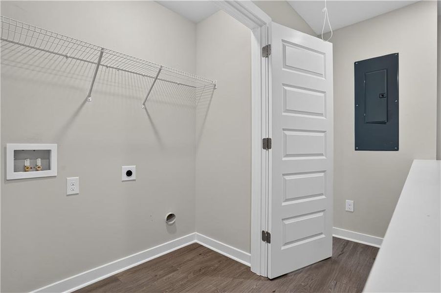 Spacious, unfurnished interior of a new home in The Cottages at East Lanier, Fayetteville (Image 16).