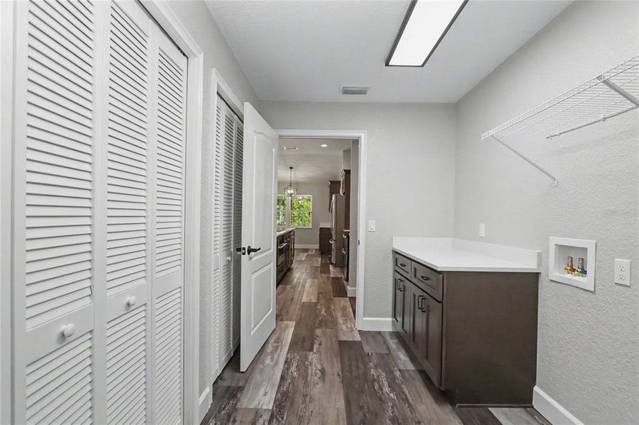 Furnished interior view inside a new home in , Dunnellon (Image 16).