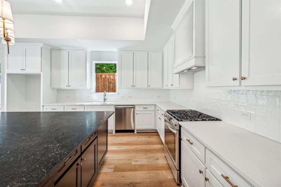 Furnished interior view inside a new home in , Aledo (Image 10).