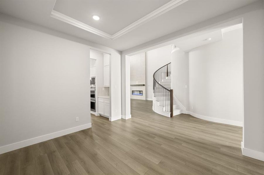 2115 Birdwatch- Flex Space-2