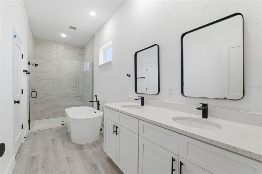 Furnished interior view inside a new home in , Ocala (Image 11).