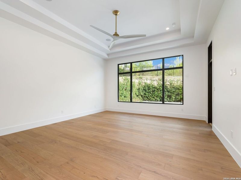Spacious, unfurnished interior of a new home in , San Antonio (Image 51).