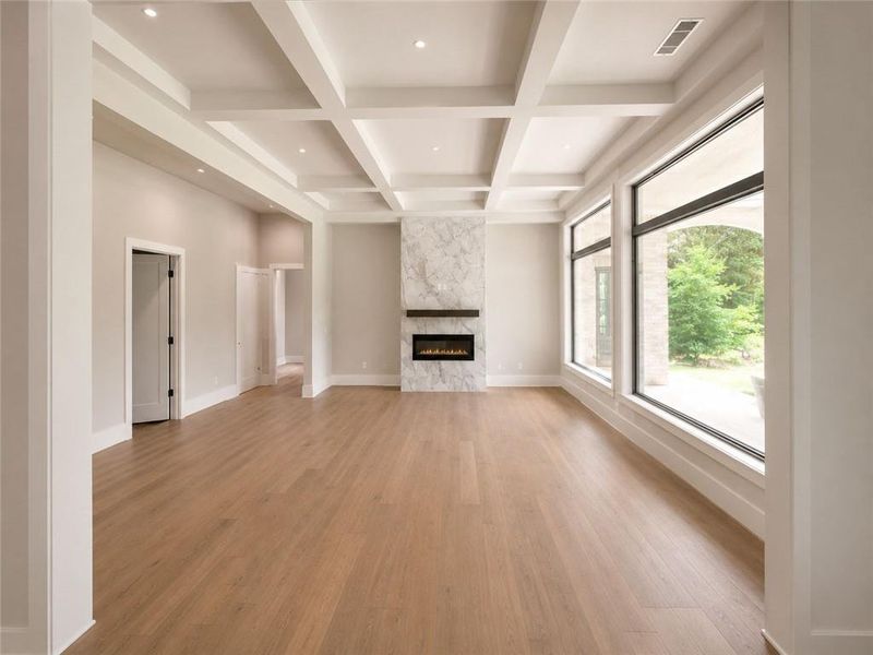 Spacious, unfurnished interior of a new home in , Alpharetta (Image 45).