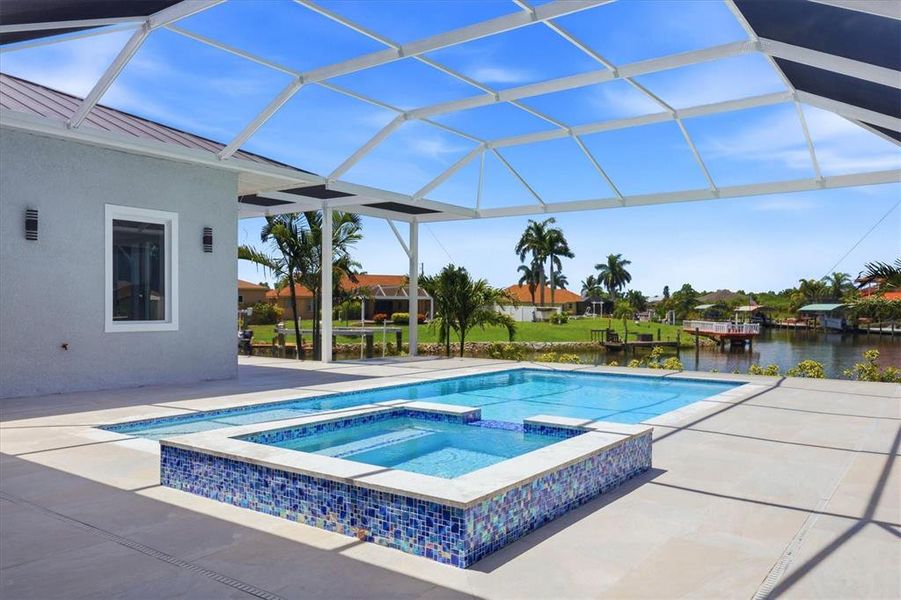 Exterior details and patio area of a home in , Port Charlotte (Image 3).