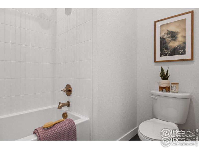 Image 33 of a home in Westerly.