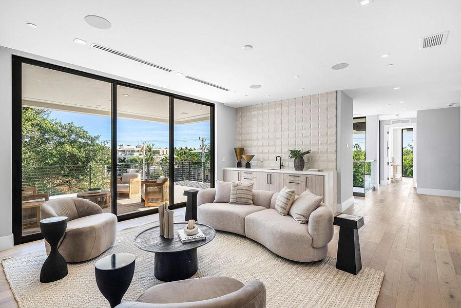 036-810AndrewsAvenue-DelrayBeach-FL-3348