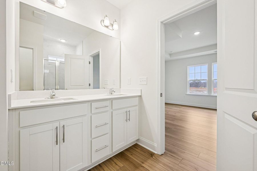 23-web-or-mls-Willow Cameron Wy-S0502-02