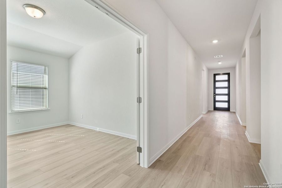 Spacious, unfurnished interior of a new home in Legendary Trails - Classic Series, Cibolo (Image 46). Spacious, unfurnished interior of a new home in Legendary Trails - Classic Series, Cibolo (Image 46).