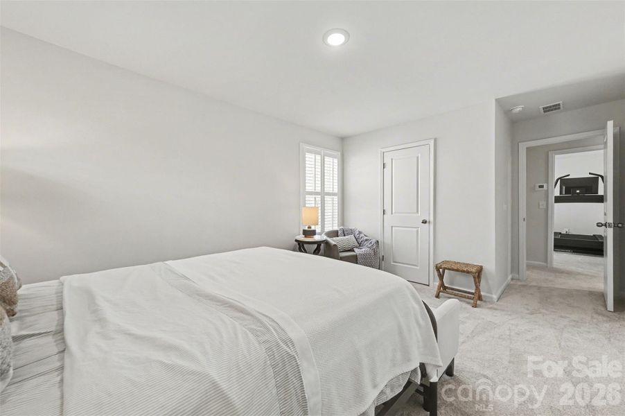 Furnished interior view inside a new home in Summerlyn Village, Kannapolis (Image 12).