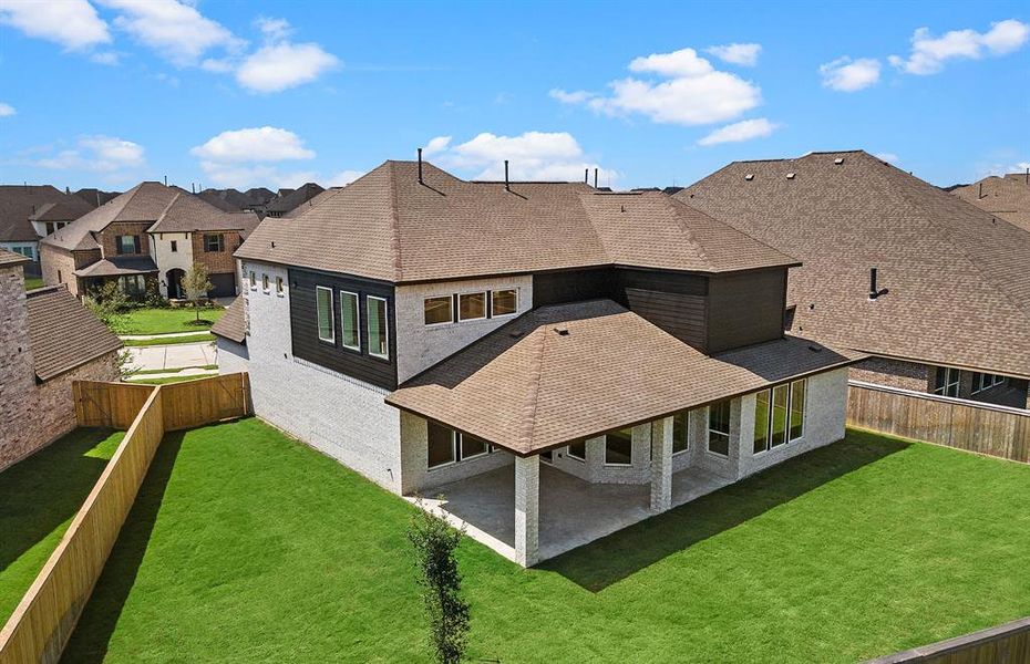 Exterior details of a home in Towne Lake 70’, Houston (Image 13).