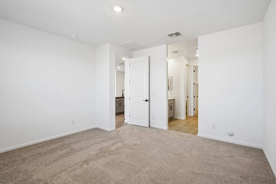 Primary suite