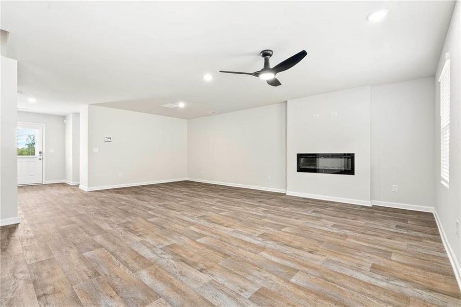 Spacious, unfurnished interior of a new home in Jones Crossing, Hogansville (Image 13).