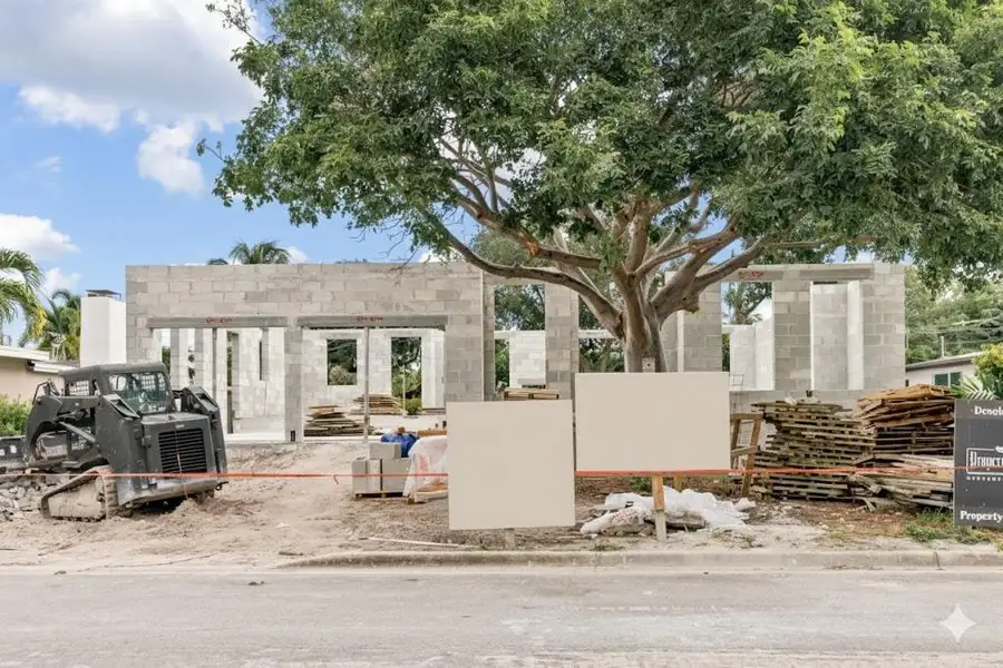 Image 10 of a home in . Image 10 of a home in .