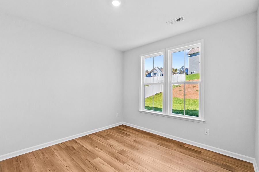 Spacious, unfurnished interior of a new home in Hanes Lake, Winston-Salem (Image 26).