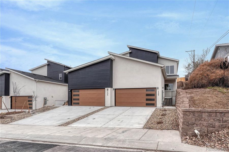 Full landscaping included! Full landscaping included!