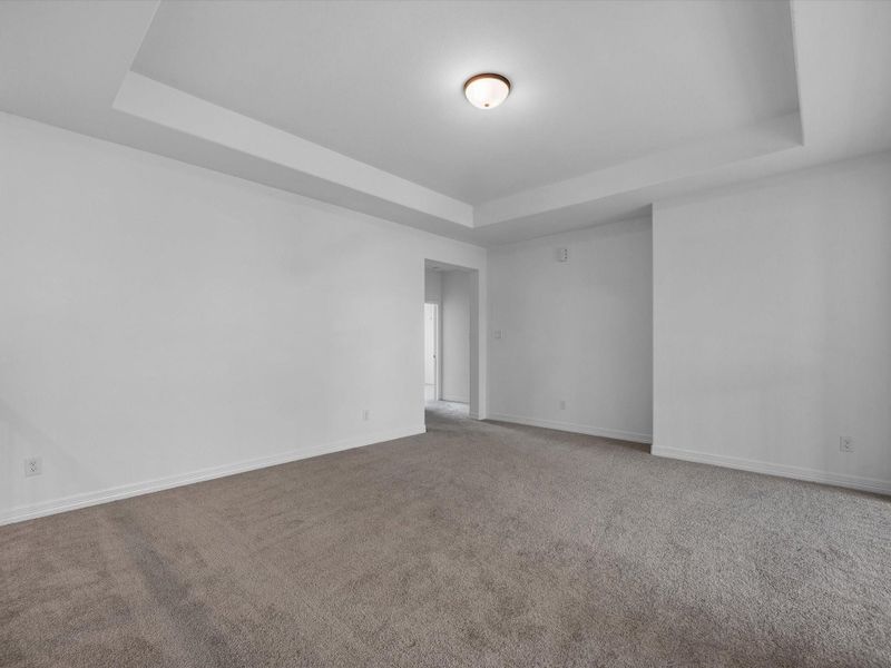 Spacious, unfurnished interior of a new home in Wildrye, Waller (Image 13).