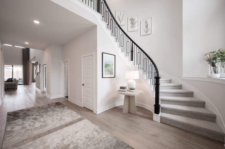 Representative furnished interior of a home built from the Goldeneye by Tri Pointe Homes in Jubilee 50′, Hockley (Image 83).