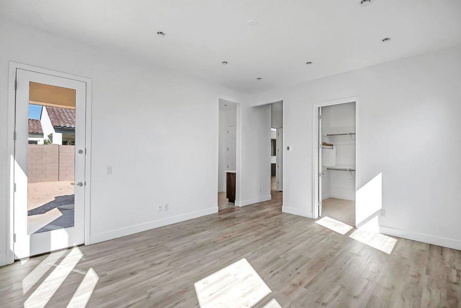 Spacious, unfurnished interior of a new home in Black Rock at Verrado, Buckeye (Image 21).