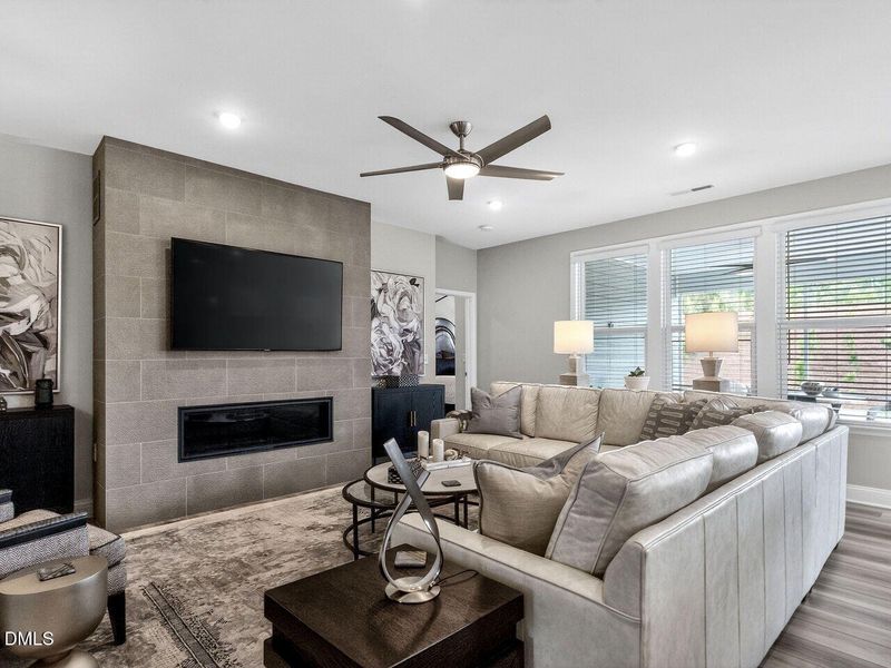 008-1280x960-family-room 008-1280x960-family-room