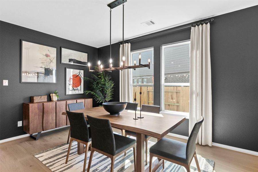 Furnished interior view inside a new home in River Ranch, Dayton (Image 10).