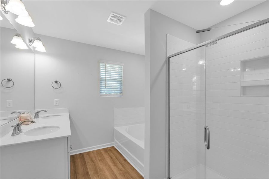 Image 22 of a home in Brownstone Park.