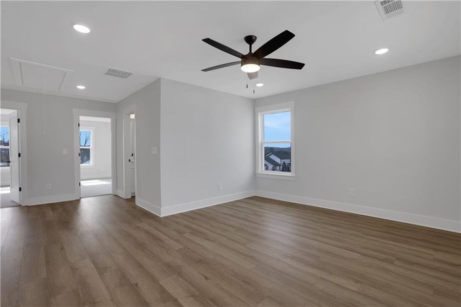 Spacious, unfurnished interior of a new home in Twin Lakes, Hoschton (Image 51). Spacious, unfurnished interior of a new home in Twin Lakes, Hoschton (Image 51).