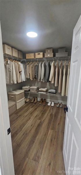 Image 19 of a home in .