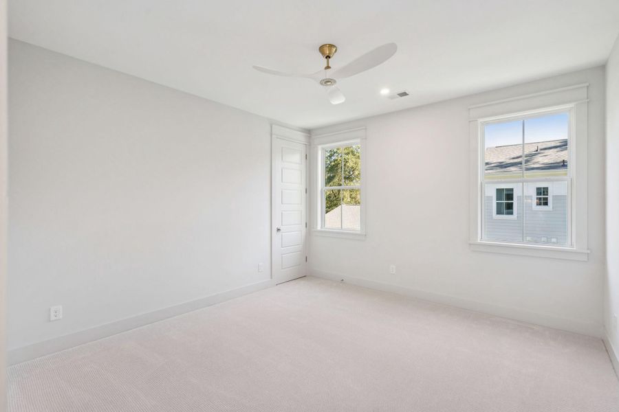 Spacious, unfurnished interior of a new home in , Johns Island (Image 23).