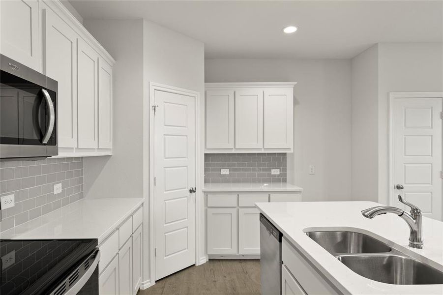 18. 1715 Teton - Primary